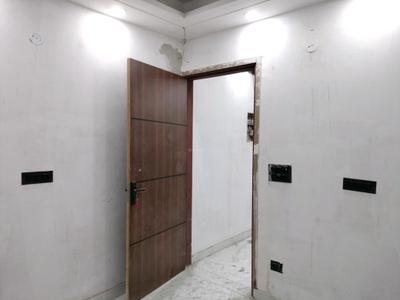 Bedroom Image of 600 Sq.ft 2 BHK Builder Floor for sale in Deenpur New Delhi for Rs. 3700000