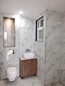 Common Bathroom Image of 1557 Sq.ft 3 BHK Builder Floor for sale in BPTP District 4, Sector 84 Faridabad for Rs. 17500000