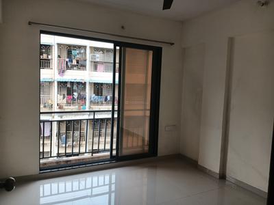 Bedroom Image of 857 Sq.ft 2 BHK Apartment / Flat for rent in Naman Platina, Taloja Navi Mumbai for Rs. 16000