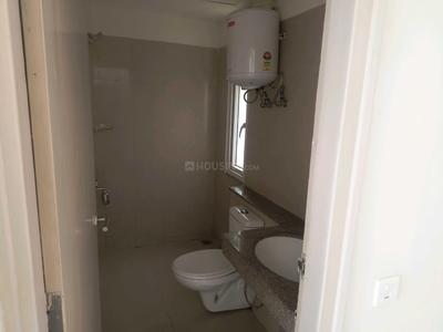 Bathroom Image of 1449 Sq.ft 3.5 BHK Apartment / Flat for sale in Emaar Palm Hills, Sector 77 Gurgaon for Rs. 18200000