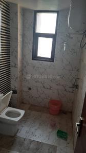 Bathroom Image of 2500 Sq.ft 3 BHK Apartment / Flat for rent in Manesar Gurgaon for Rs. 42000