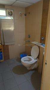 Indira Iris Apartments Bathroom One 4