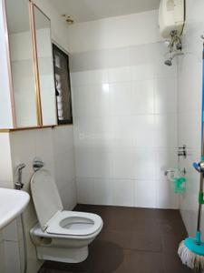 Bathroom Image of 909 Sq.ft 2 BHK Apartment / Flat for sale in Lodha Casa Rio, Palava Phase 1 Thane for Rs. 5200000