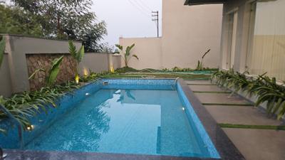 Living Room Image of 11000 Sq.ft 5 BHK Villa for sale in County Walk Township Indore for Rs. 87500000