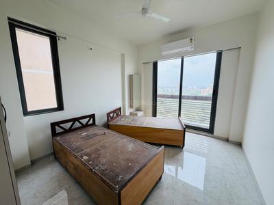 Bedroom Image of 2250 Sq.ft 3 BHK Apartment / Flat for rent in Vinayak Courtyard , PDPU Road Gandhinagar for Rs. 38000