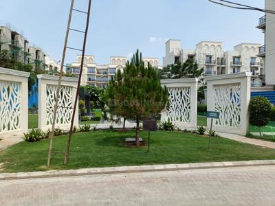 Image of 1020 Sq.ft 2 BHK Builder Floor for sale in Signature Global Park 4 And 5, Sector 36, Sohna for Rs. 10000000
