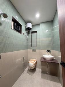 Image of 3000 Sq.ft 4 BHK Independent House for sale in Manyawas, Jaipur for Rs. 29000000