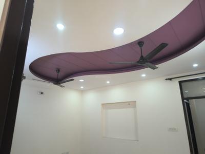 Living Room Image of 720 Sq.ft 2 BHK Builder Floor for rent in Mukherjee Nagar New Delhi for Rs. 30000