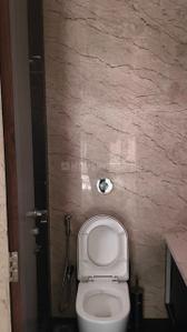 Bathroom Image of 1111 Sq.ft 3 BHK Apartment / Flat for sale in Chandak Ideal Chsl, Juhu Mumbai for Rs. 55000000