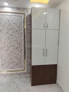Bedroom Image of 630 Sq.ft 2 BHK Builder Floor for rent in Dwarka Mor New Delhi for Rs. 15500