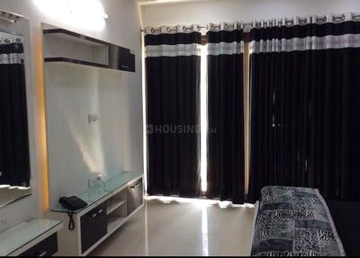 Bedroom Image of 1200 Sq.ft 3 BHK Builder Floor for rent in Rajouri Garden New Delhi for Rs. 50000