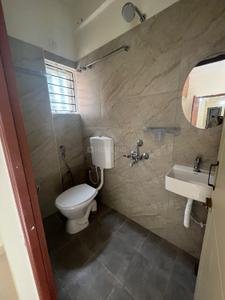 Bathroom Image of 1000 Sq.ft 3 BHK Independent House for rent in Anna Nagar West Extension Chennai for Rs. 35000