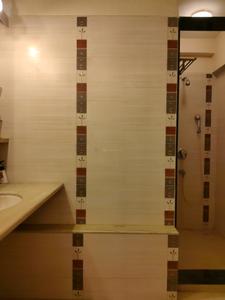 Bedroom Three Image of 1100 Sq.ft 3 BHK Apartment / Flat for rent in Kasarvadavali Thane for Rs. 40000