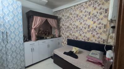 Bedroom Image of 630 Sq.ft 2 BHK Apartment / Flat for sale in Mahavir Enclave New Delhi for Rs. 4600000