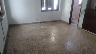 Bedroom Image of 2550 Sq.ft 2 BHK Independent House for rent in Sector 19 Noida for Rs. 45000
