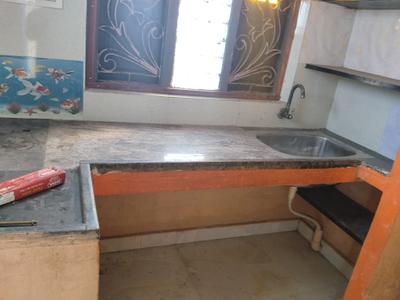 Kitchen Image of 450 Sq.ft 1 BHK Independent House for rent in Tiruvottiyur Chennai for Rs. 4500