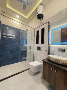 Bathroom Image of 600 Sq.ft 1 BHK Apartment / Flat for rent in Sobha Daffodils, HSR Layout Bengaluru for Rs. 12000