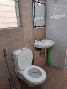 Bathroom Image of 1100 Sq.ft 3 BHK Apartment / Flat for rent in Merlin Maximus, Sodepur Kolkata for Rs. 25000