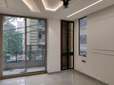 Bedroom Image of 2200 Sq.ft 4 BHK Builder Floor for sale in Kaushambi Ghaziabad for Rs. 28500000