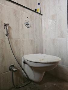 Common Bathroom Image of 780 Sq.ft 2 BHK Apartment / Flat for sale in VTP Purvanchal, Kesnand Pune for Rs. 5300000