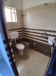 Image of 1100 Sq.ft 3 BHK Apartment / Flat for sale in Tollygunge, Kolkata for Rs. 6600000