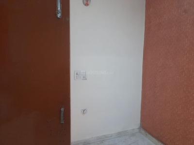 Bedroom Image of 601 Sq.ft 2 BHK Builder Floor for rent in Preet Vihar New Delhi for Rs. 18000