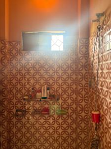 Bathroom Image of 936 Sq.ft 6 BHK Independent House for sale in Shradhapuri Phase 1 Meerut for Rs. 8500000
