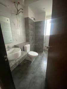 Bathroom Image of 1600 Sq.ft 3 BHK Apartment / Flat for sale in Umang Winter Hills, Sector 77 Gurgaon for Rs. 17000000