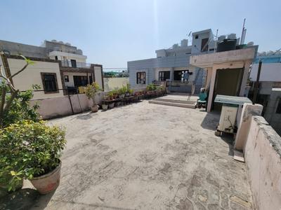 Image of 900 Sq.ft 12 BHK Independent House for sale in Laxmi Nagar, New Delhi for Rs. 28000000