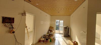 Hall Image of 1150 Sq.ft 2 BHK Apartment / Flat for rent in Sahyog Apartment, Mayur Vihar Phase 1 New Delhi for Rs. 45000