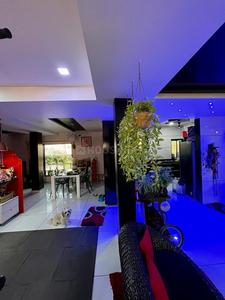 Image of 2200 Sq.ft 3 BHK Apartment / Flat for rent in Memnagar, Ahmedabad for Rs. 45000