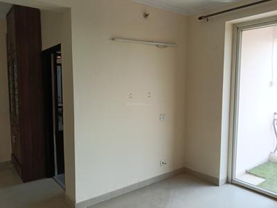 Living Room Image of 1210 Sq.ft 2.5 BHK Apartment / Flat for rent in Sikka Karmic Greens, Sector 78 Noida for Rs. 26000