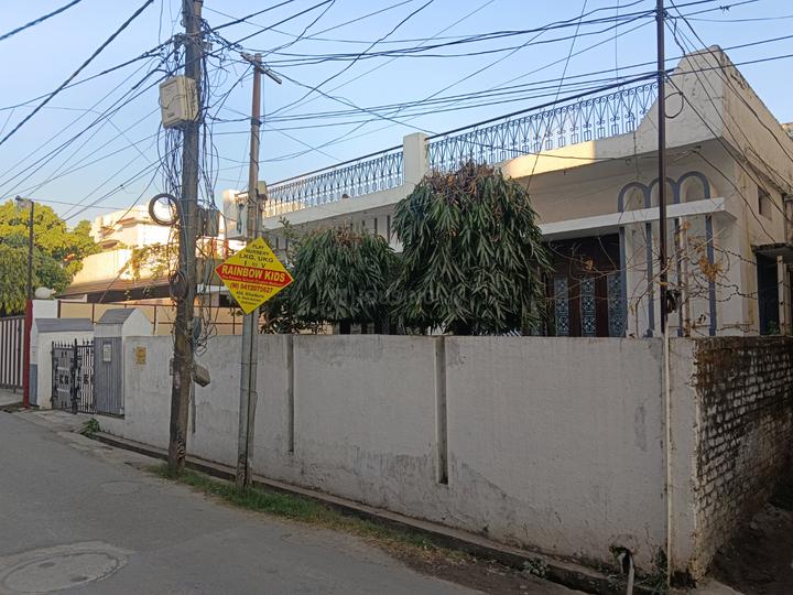 Laxman Chowk Main Image 1