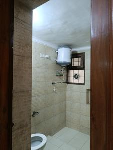 Common Bathroom Image of 2500 Sq.ft 4 BHK Apartment / Flat for rent in Vasant Kunj New Delhi for Rs. 125000