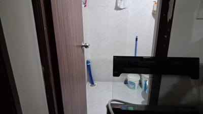 Bathroom Image of 700 Sq.ft 1 BHK Apartment / Flat for rent in Dreams Aakruti, Hadapsar Pune for Rs. 18000