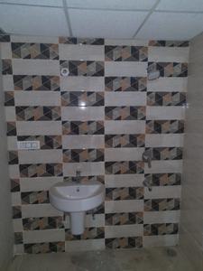 Bathroom Image of 1002 Sq.ft 2 BHK Apartment / Flat for sale in Vrindavan Yojana Lucknow for Rs. 5700000