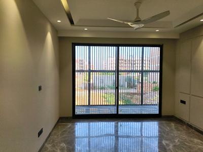Bedroom Image of 2700 Sq.ft 4 BHK Builder Floor for sale in Ansal Versalia, Sector 67 Gurgaon for Rs. 29000000