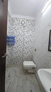 Image of 900 Sq.ft 3 BHK Builder Floor for rent in Pitampura, New Delhi for Rs. 35000