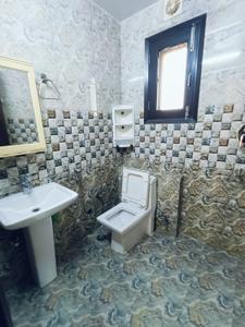 Image of 2000 Sq.ft 3 BHK Builder Floor for rent in Anand Vihar, New Delhi for Rs. 55000