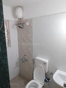 Bathroom Image of 700 Sq.ft 1 BHK Apartment / Flat for rent in Nirmiti 25 East, Kharadi Pune for Rs. 26000