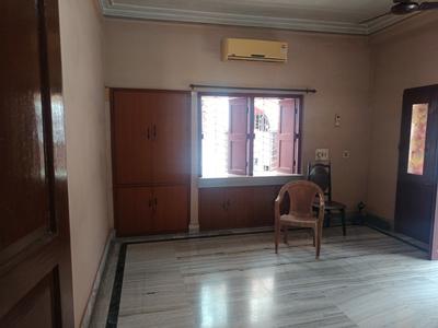 Bedroom Image of 1950 Sq.ft 3 BHK Apartment / Flat for rent in Dum Dum Park Kolkata for Rs. 29000