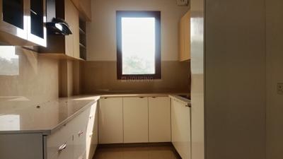 Kitchen Image of 1395 Sq.ft 3 BHK Builder Floor for sale in Surajmal Vihar New Delhi for Rs. 30000000