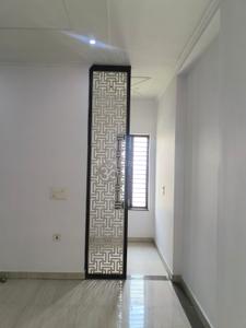 Bedroom Image of 2600 Sq.ft 3 BHK Builder Floor for rent in Sector 9 Faridabad for Rs. 32000