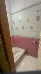 Bathroom Image of 1500 Sq.ft 3 BHK Independent House for rent in Sudama Nagar Indore for Rs. 25000