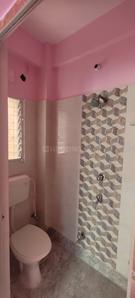 Bathroom Image of 800 Sq.ft 2 BHK Apartment / Flat for sale in Tollygunge Kolkata for Rs. 4000000