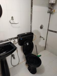 Bathroom Image of SHAKTI PROPERTIES PG FOR WORKING PROFILE in Goregaon East, Mumbai