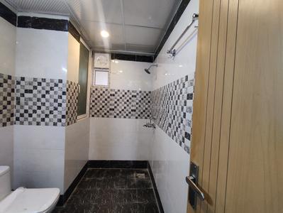 Bathroom Image of 1480 Sq.ft 3 BHK Apartment / Flat for sale in Saya Gold Avenue Phase 1, Indirapuram Ghaziabad for Rs. 20000000
