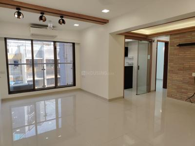 Hall Image of 1050 Sq.ft 2 BHK Apartment / Flat for rent in Vile Parle East Mumbai for Rs. 75000