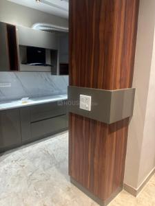 Kitchen Image of 1500 Sq.ft 5 BHK Apartment / Flat for rent in Bhabat Zirakpur for Rs. 65000