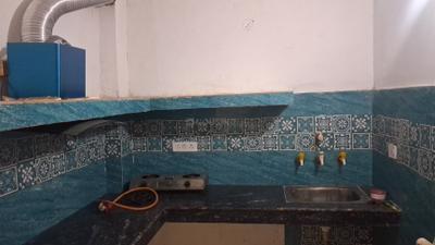 Kitchen Image of 450 Sq.ft 2 BHK Independent House for rent in Sector 15 Dwarka New Delhi for Rs. 11000